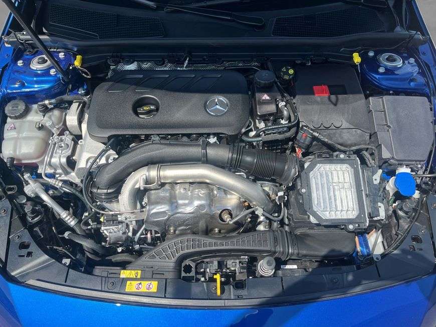 Mercedes-Benz A 250