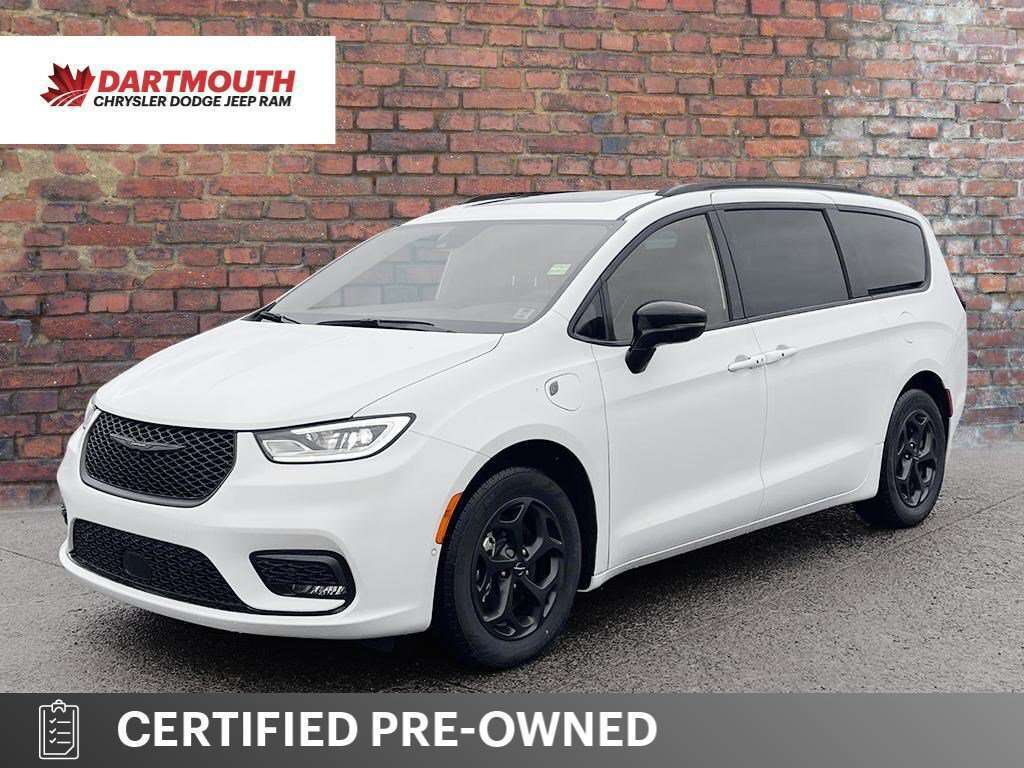 2024 Chrysler Pacifica Premium S Appearance