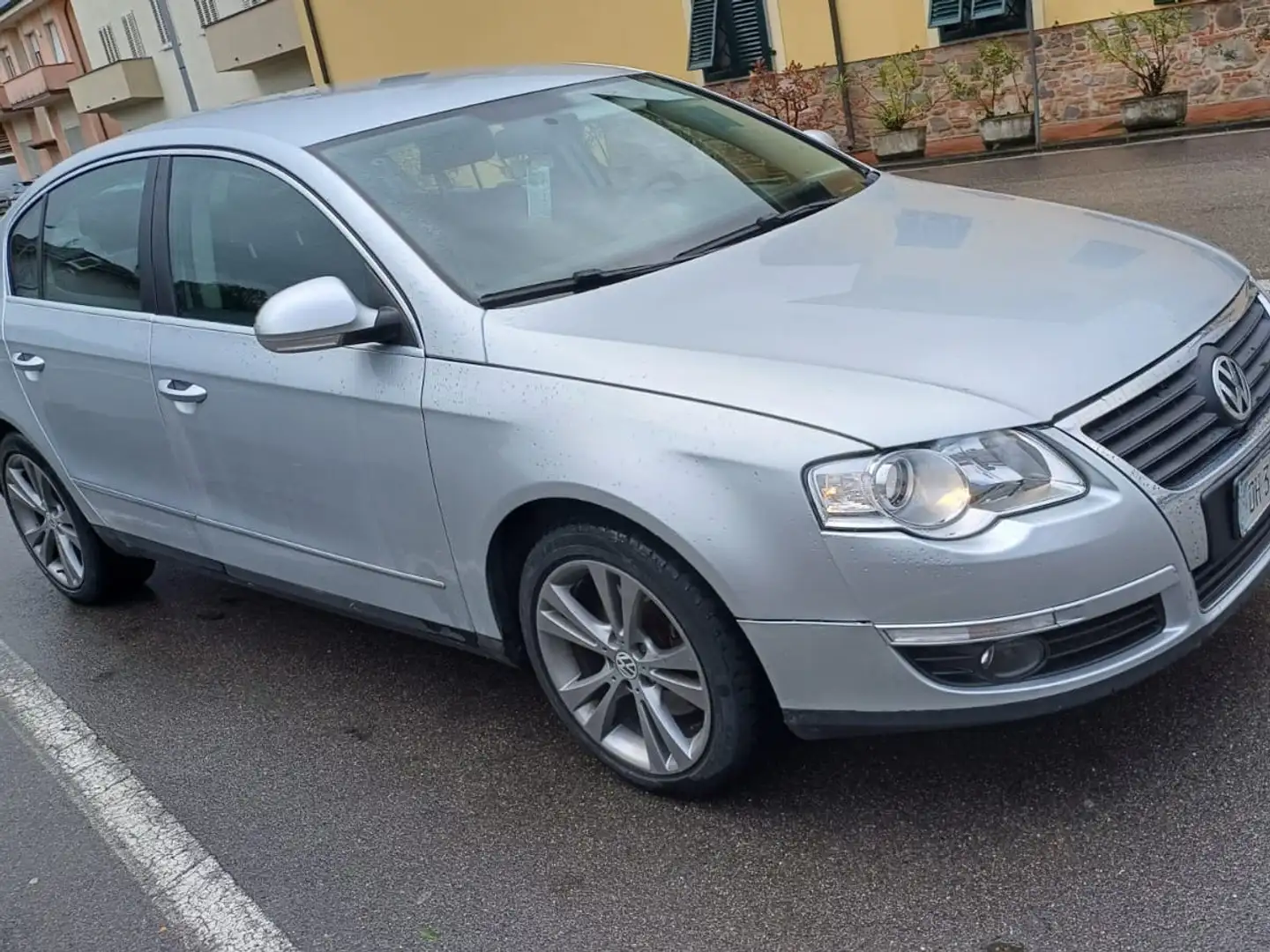 Volkswagen Passat 2.0 tdi Berlina - 1