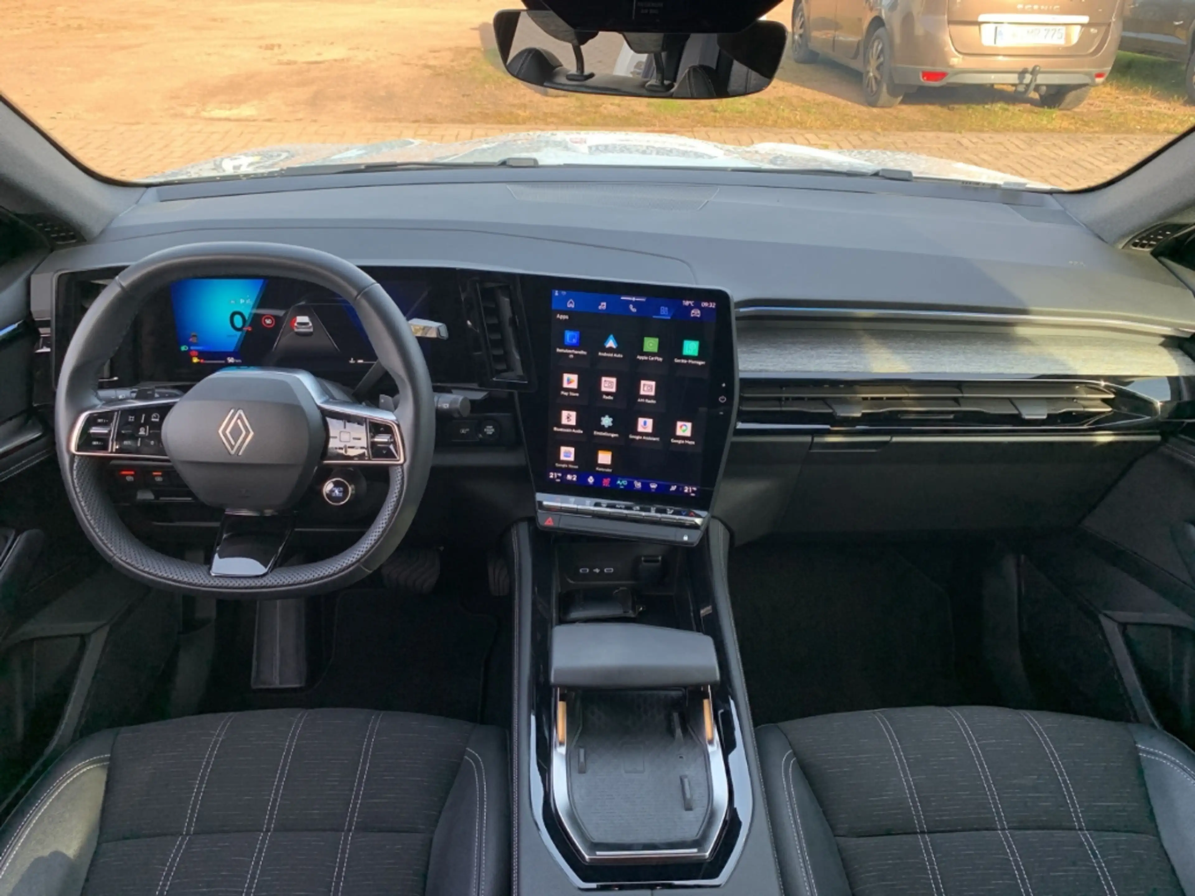 Renault Austral TECHNO MILD HYBRID 160 EDC Techno KLIMA+LED+PDC — photo 14