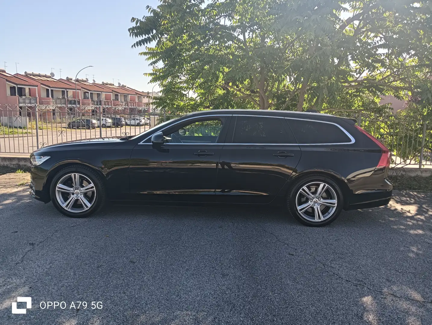 Volvo V90 V90 2.0 d4 Business Plus awd geartronic Černá - 2