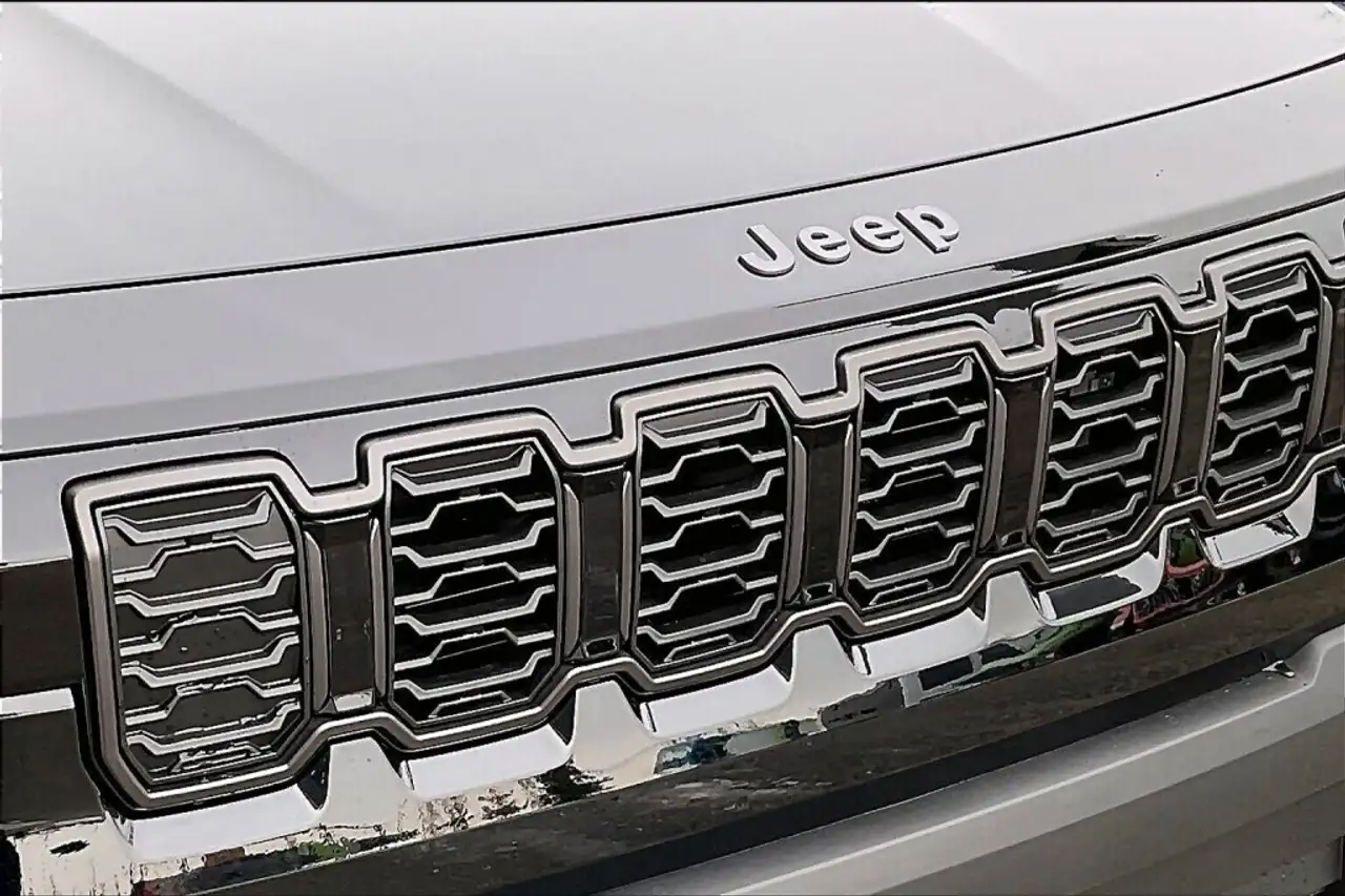 Jeep Cherokee снимка Jeep Cherokee