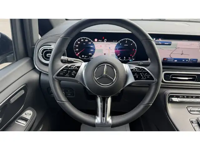 Mercedes-Benz V-Class view 15