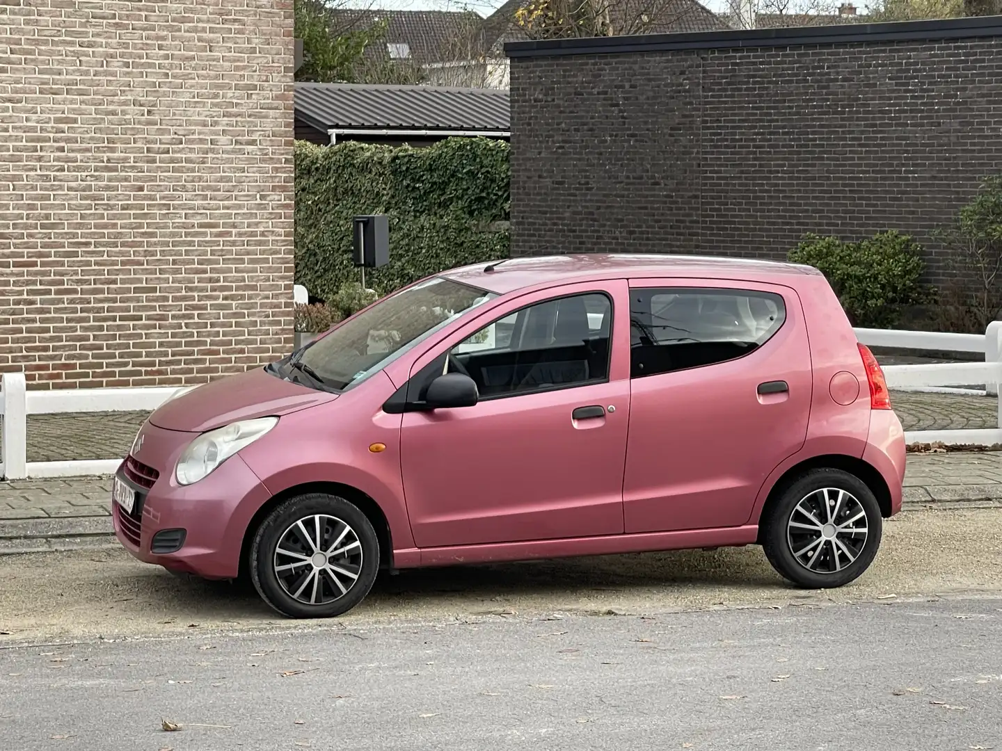 Suzuki Alto Suzaki Alto 2010 Airco + contrôle technique - 1