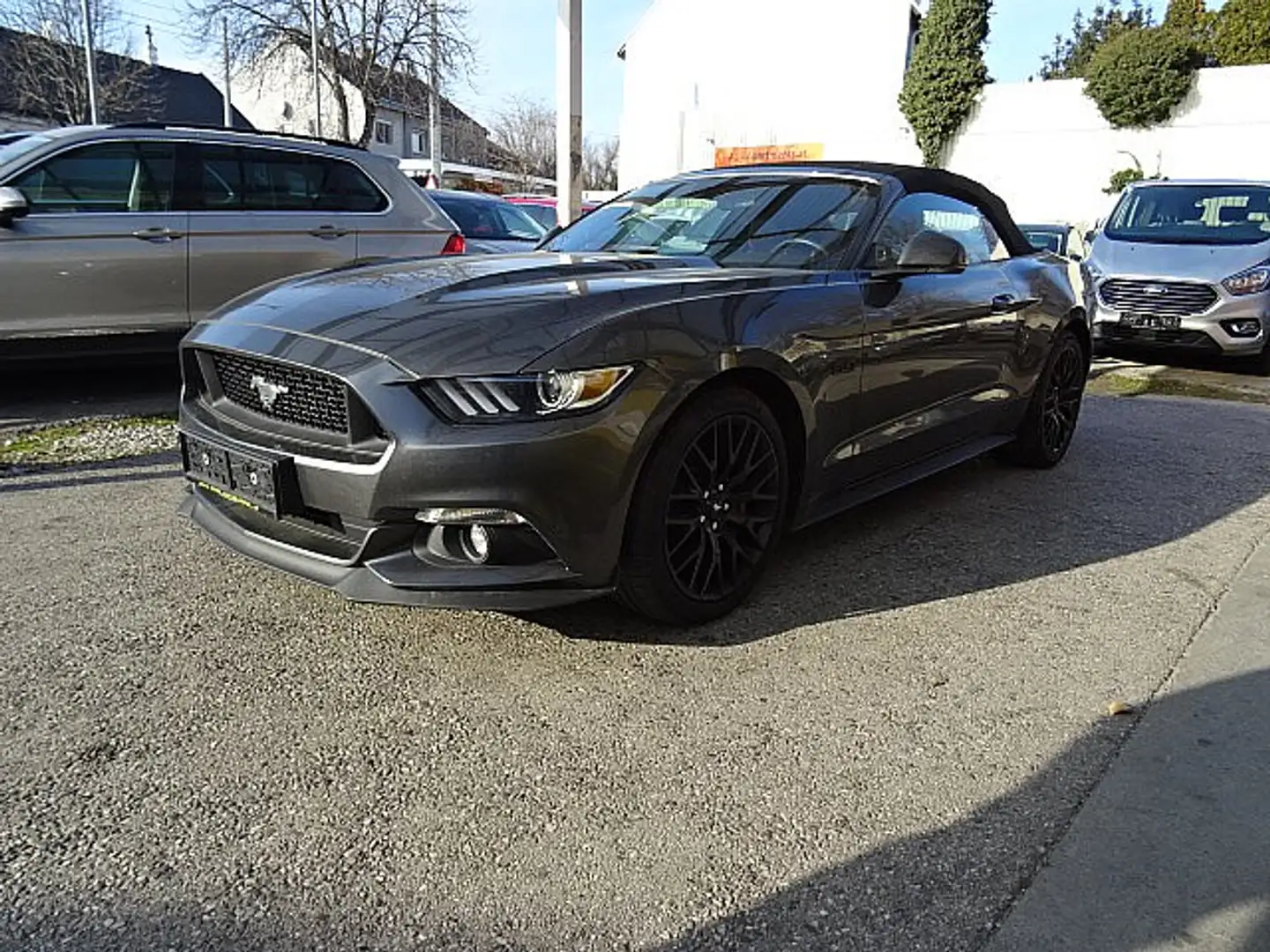 Ford Mustang 5,0 Ti-VCT V8 GT Cabrio Aut. Grau - 2