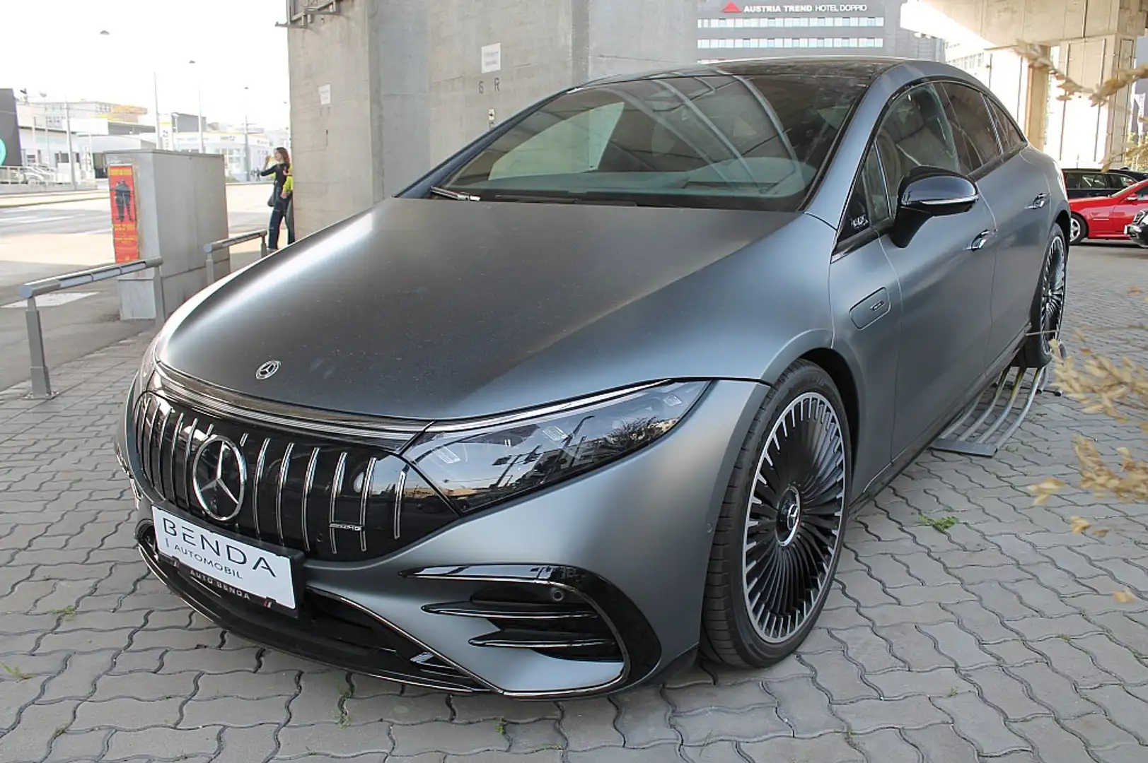 Mercedes-Benz EQS 53 AMG 4Matic+ 107,8kh Aut. Gris - 1