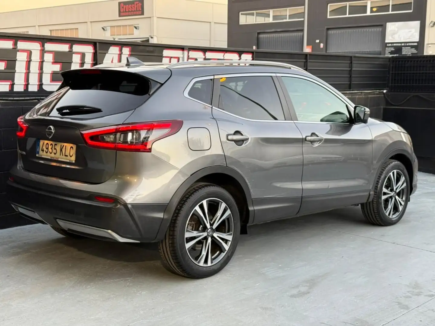 Nissan Qashqai 1.5dCi Acenta 4x2 85kW Gris - 2