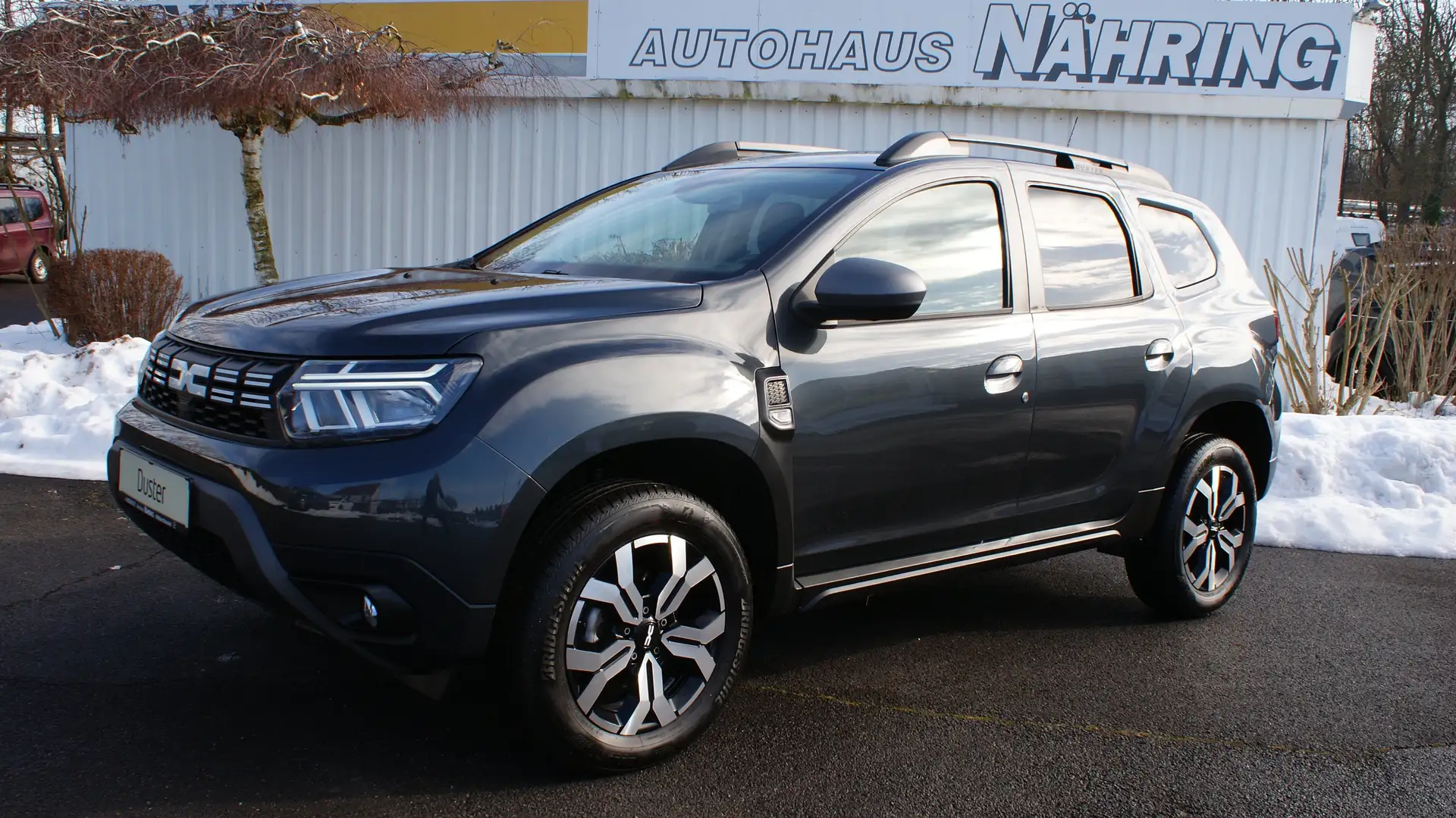 Dacia Duster Journey 130 PS Tuning Umbau Gris - 1