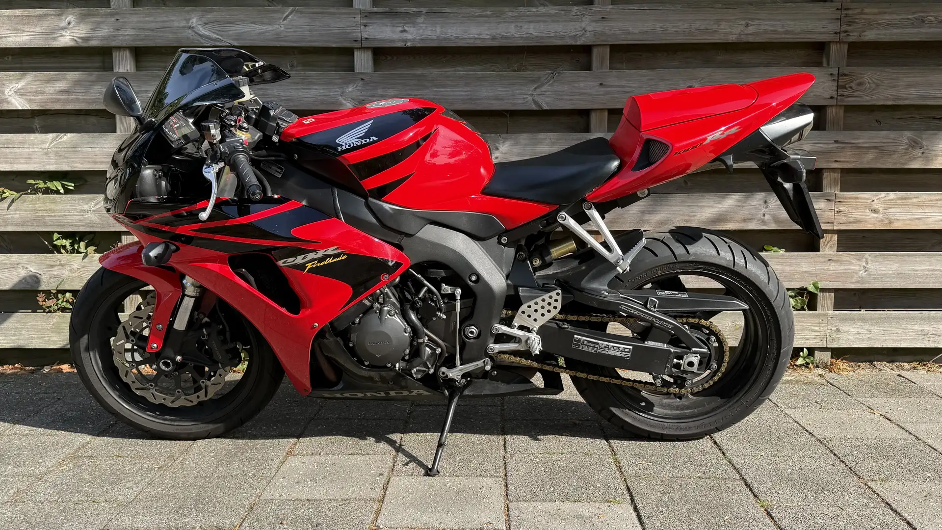 Honda Fireblade CBR 1000RR - 2