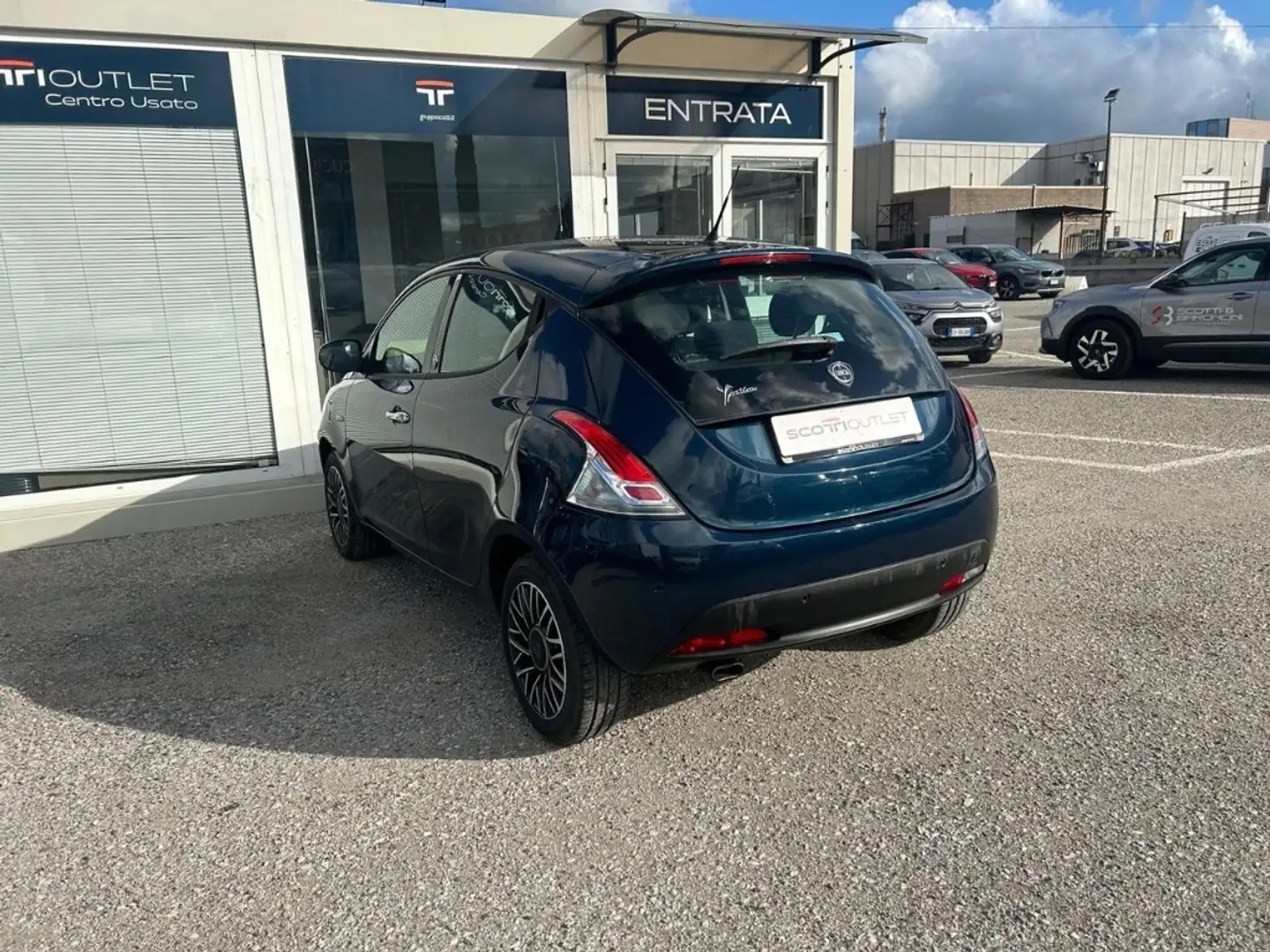 Lancia Ypsilon 5 Porte 0.9 Twinair Platinum CAMBIO AUTOMATICO Grau - 2