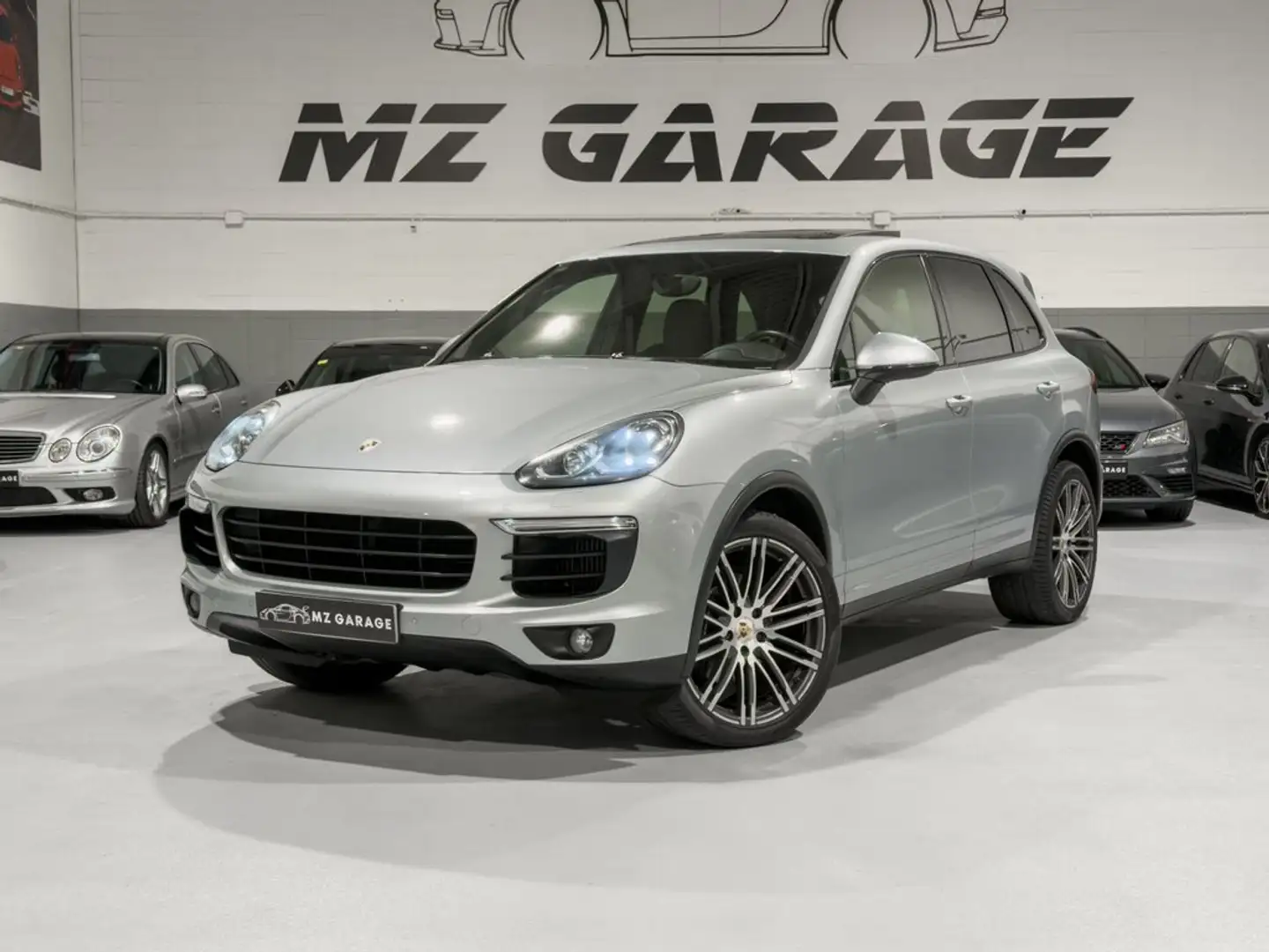 Porsche Cayenne Diesel Aut. Gris - 1