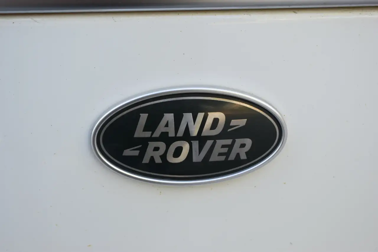 Land Rover Range Rover Sport снимка Land Rover Range Rover Sport