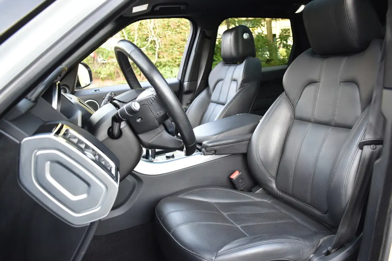 Land Rover Range Rover Sport снимка Land Rover Range Rover Sport