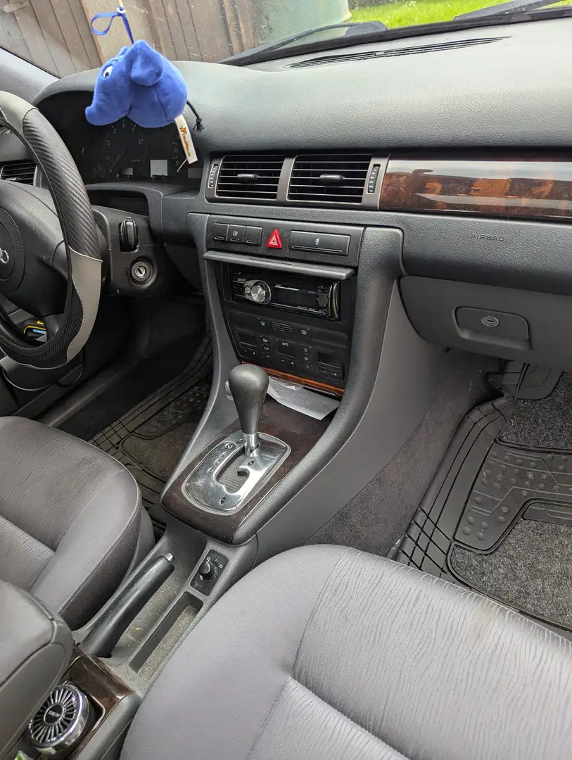 Audi A6 2,4 Bleu - 2