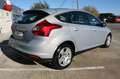 Ford Focus 1.6 TDCI 95CH FAP STOP\u0026START TREND 5P Gris - thumbnail 4