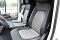 Volkswagen Crafter 35 2.0 TDI L4H3 Automaat *Leer*Navigatie*Trekhaak* Wit - thumbnail 3