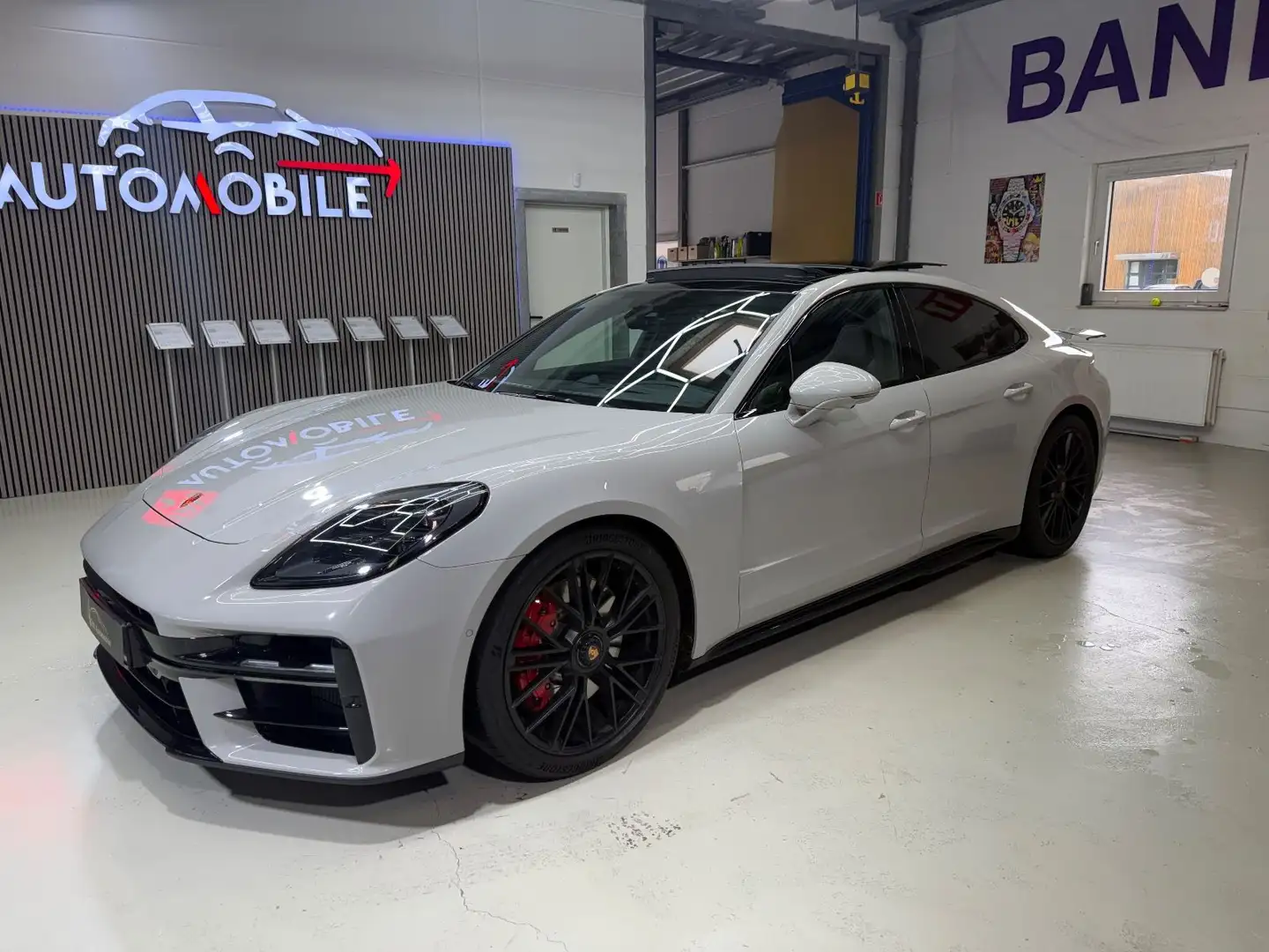 Porsche Panamera GTS Lift PPF SportAGA Design Hinterachs Grau - 2