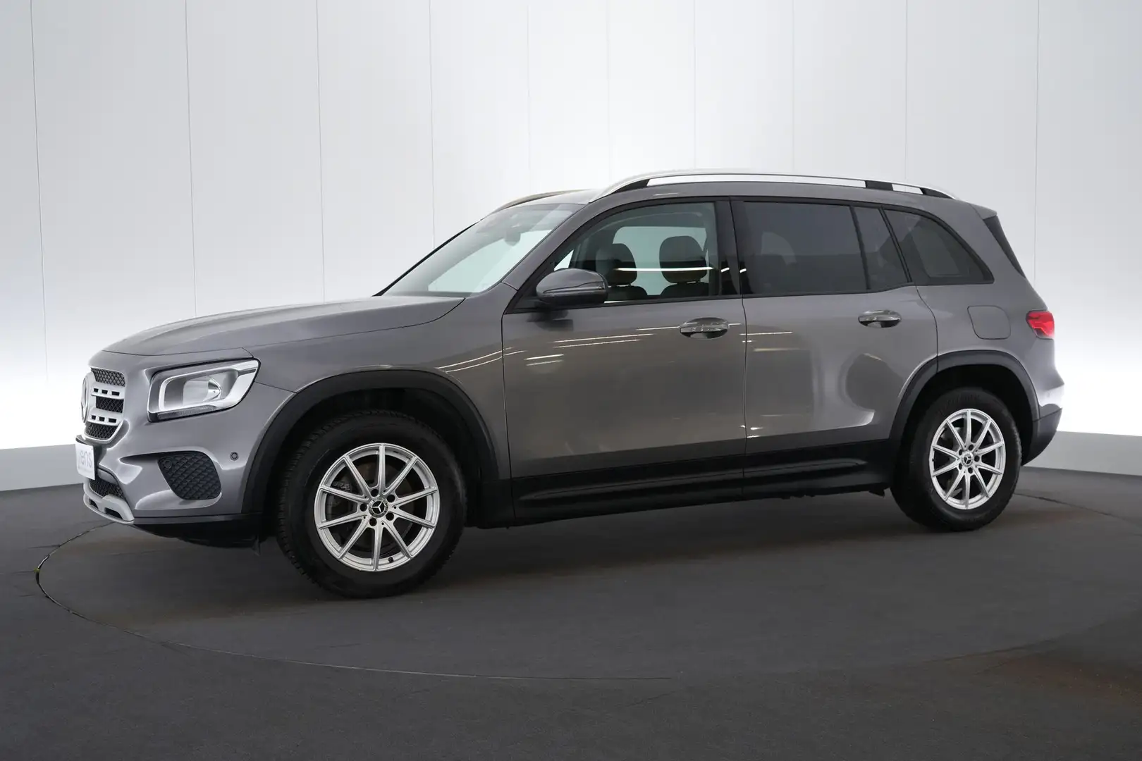 Mercedes-Benz GLB 180 AUT Business Solution LEDER/STOF GPS PDC CAM Verw. Gris - 2