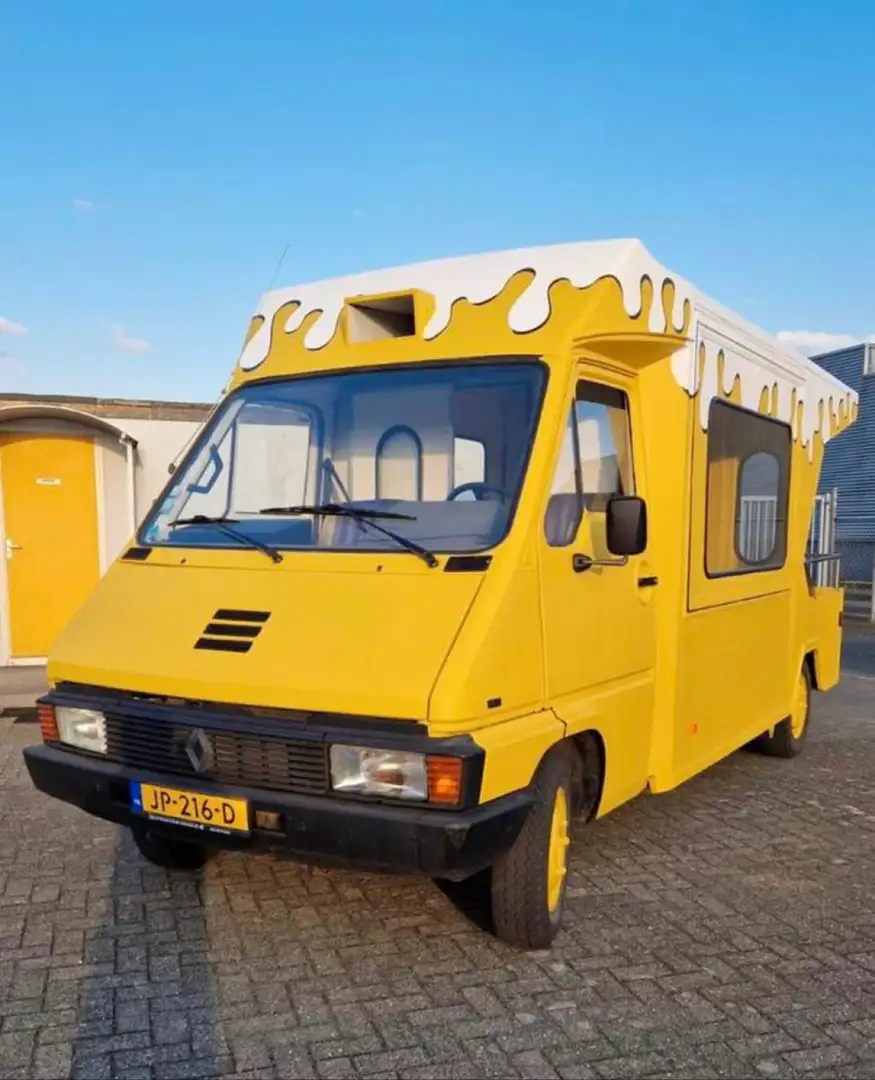 Renault Trafic MASTER OLDTIMER FOODTRUCK / verkoopwagen Yellow - 1