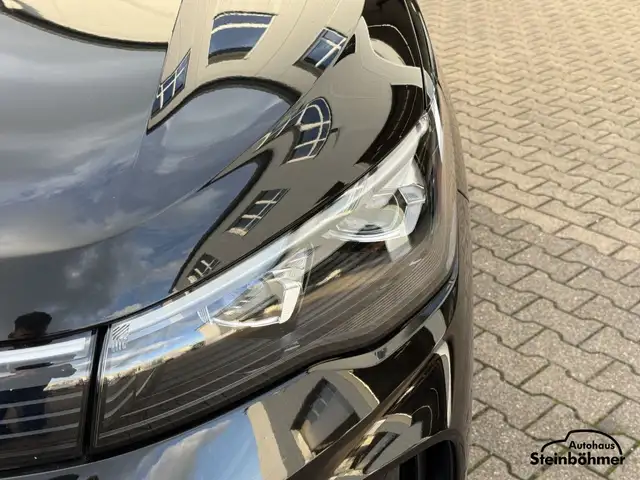 Volkswagen Tiguan view 12