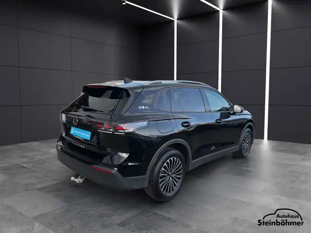 Volkswagen Tiguan view 8