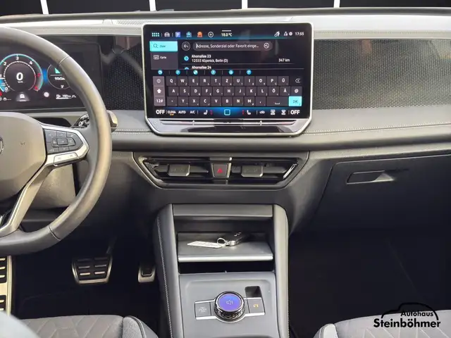 Volkswagen Tiguan view 23