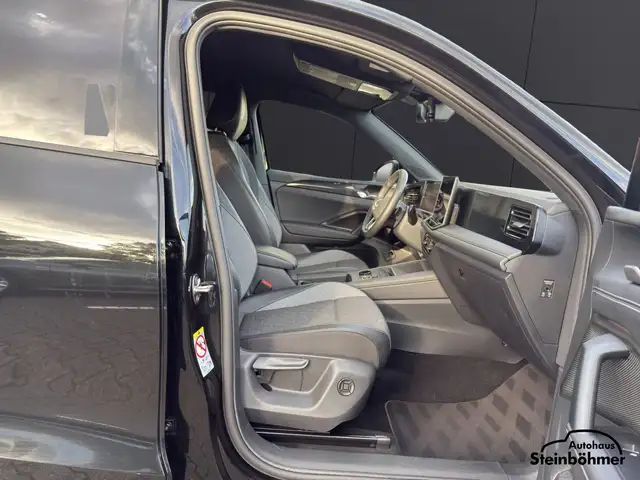 Volkswagen Tiguan view 14