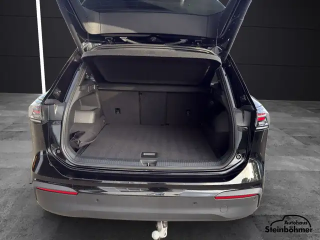Volkswagen Tiguan view 6