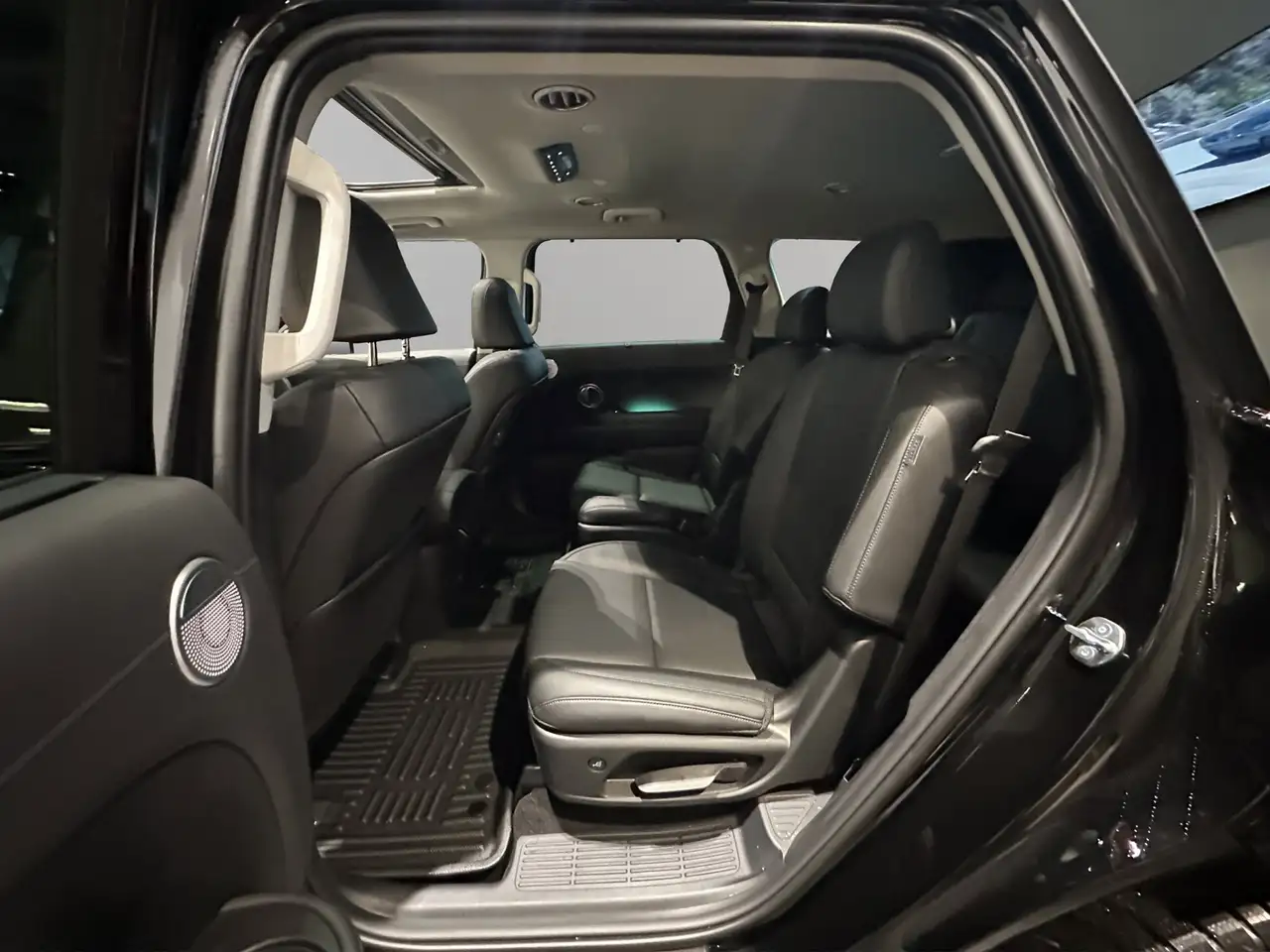Hyundai PALISADE Hybrid снимка Hyundai PALISADE Hybrid