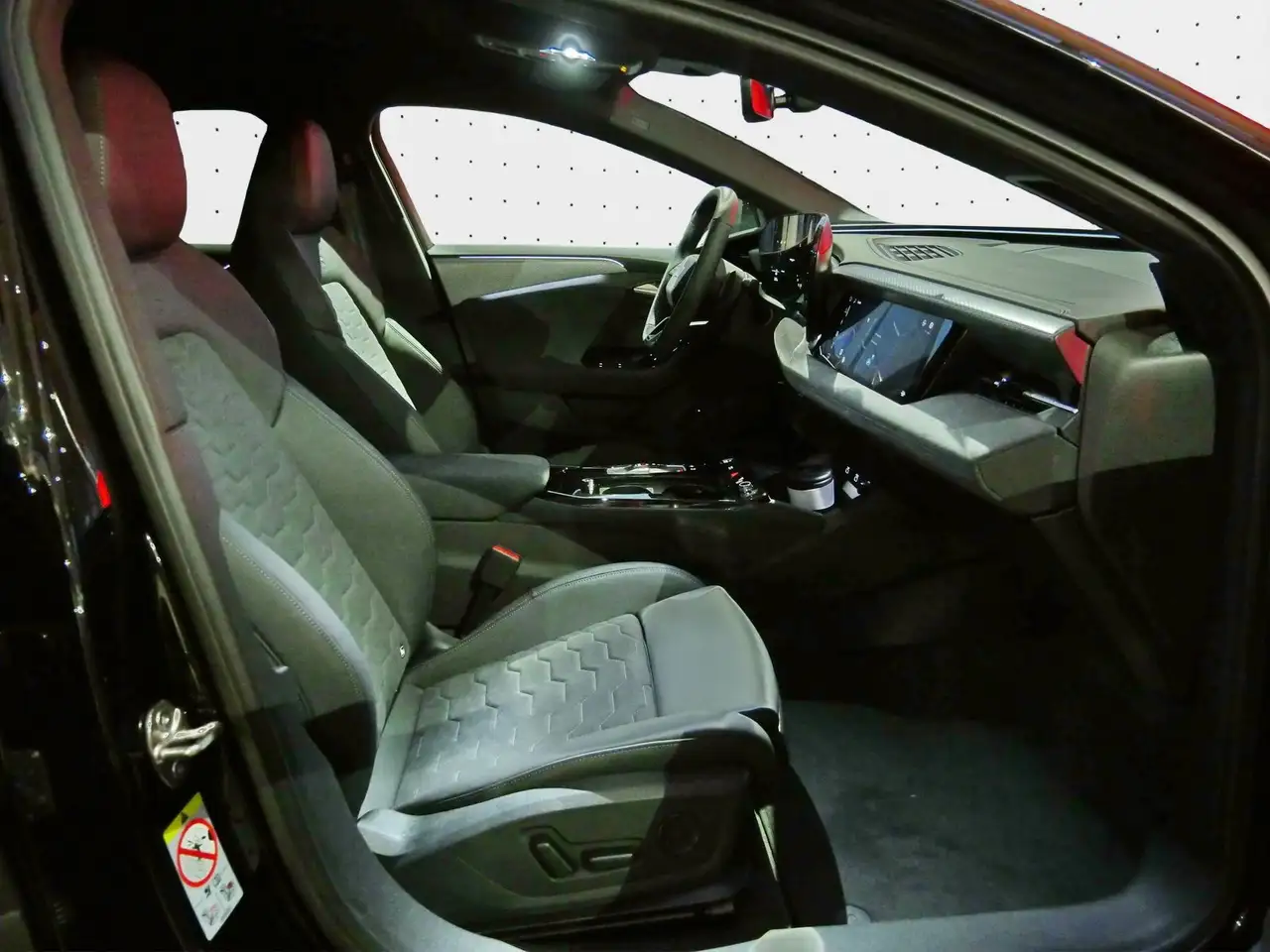 Audi A6 e-tron performance SLINE*MATRIX*OLED*AH 4