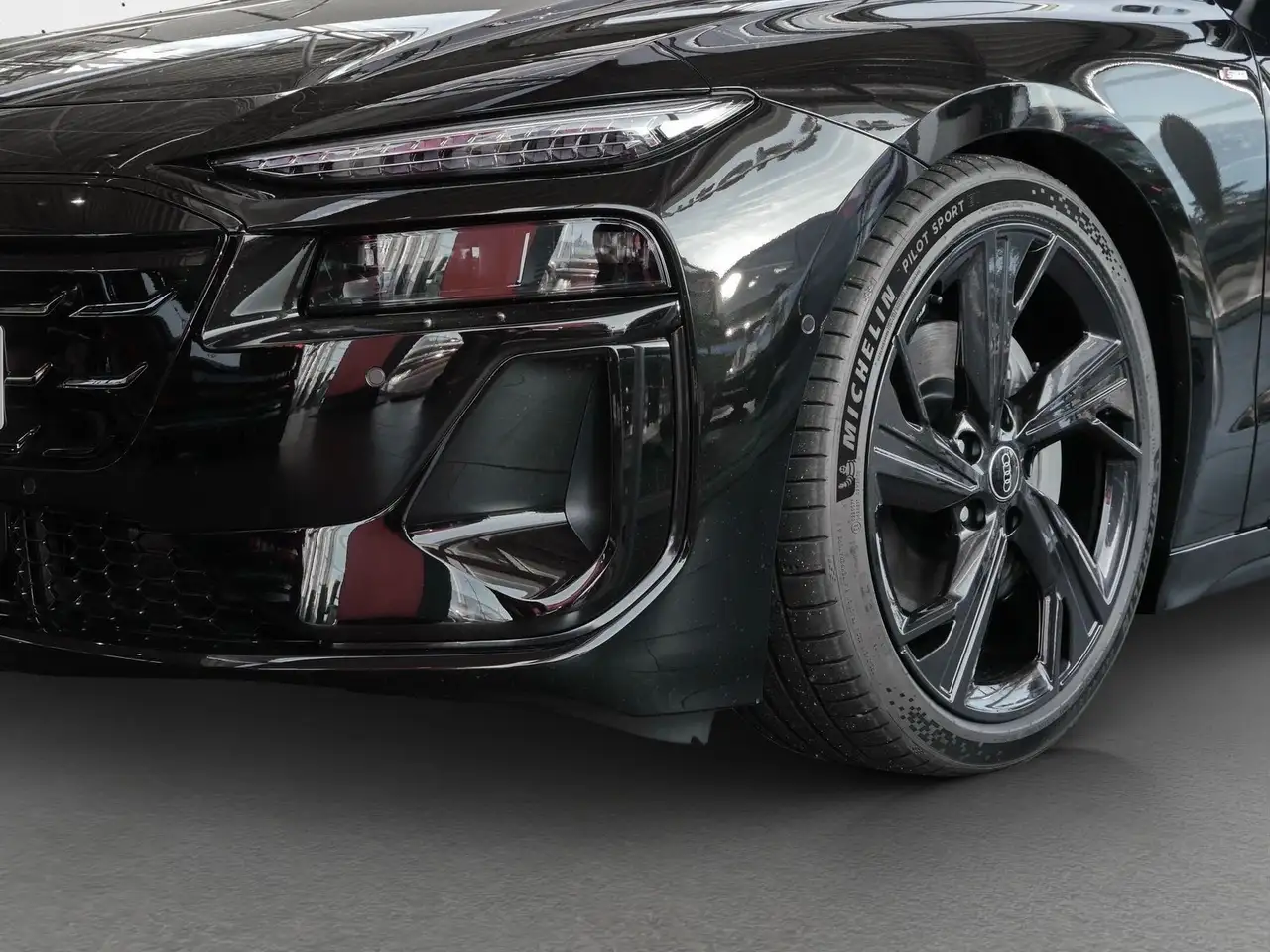 Audi A6 e-tron performance SLINE*MATRIX*OLED*AH 14