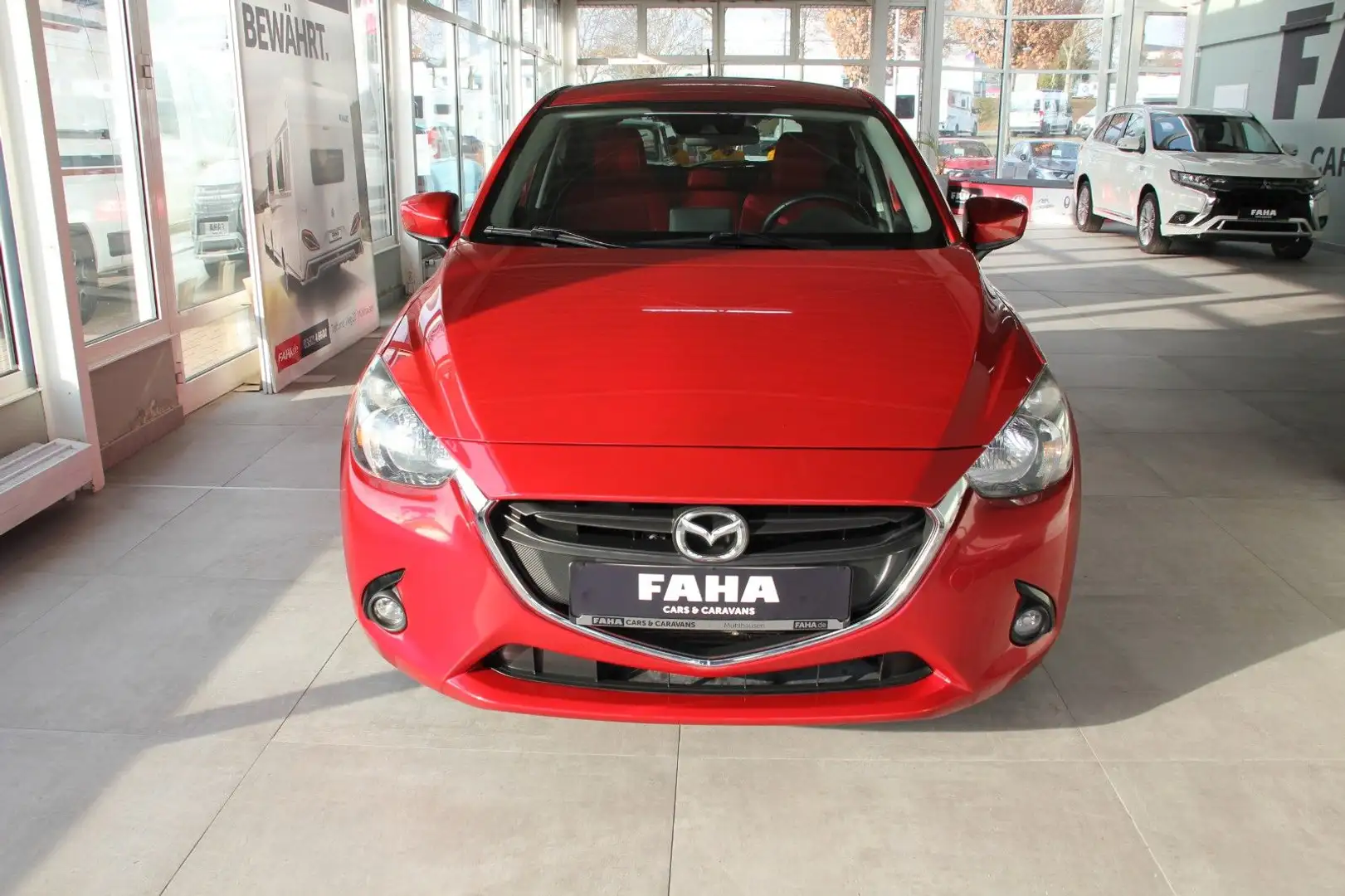 Mazda 2 1.5 Skyactiv-G Red Edition Rouge - 2