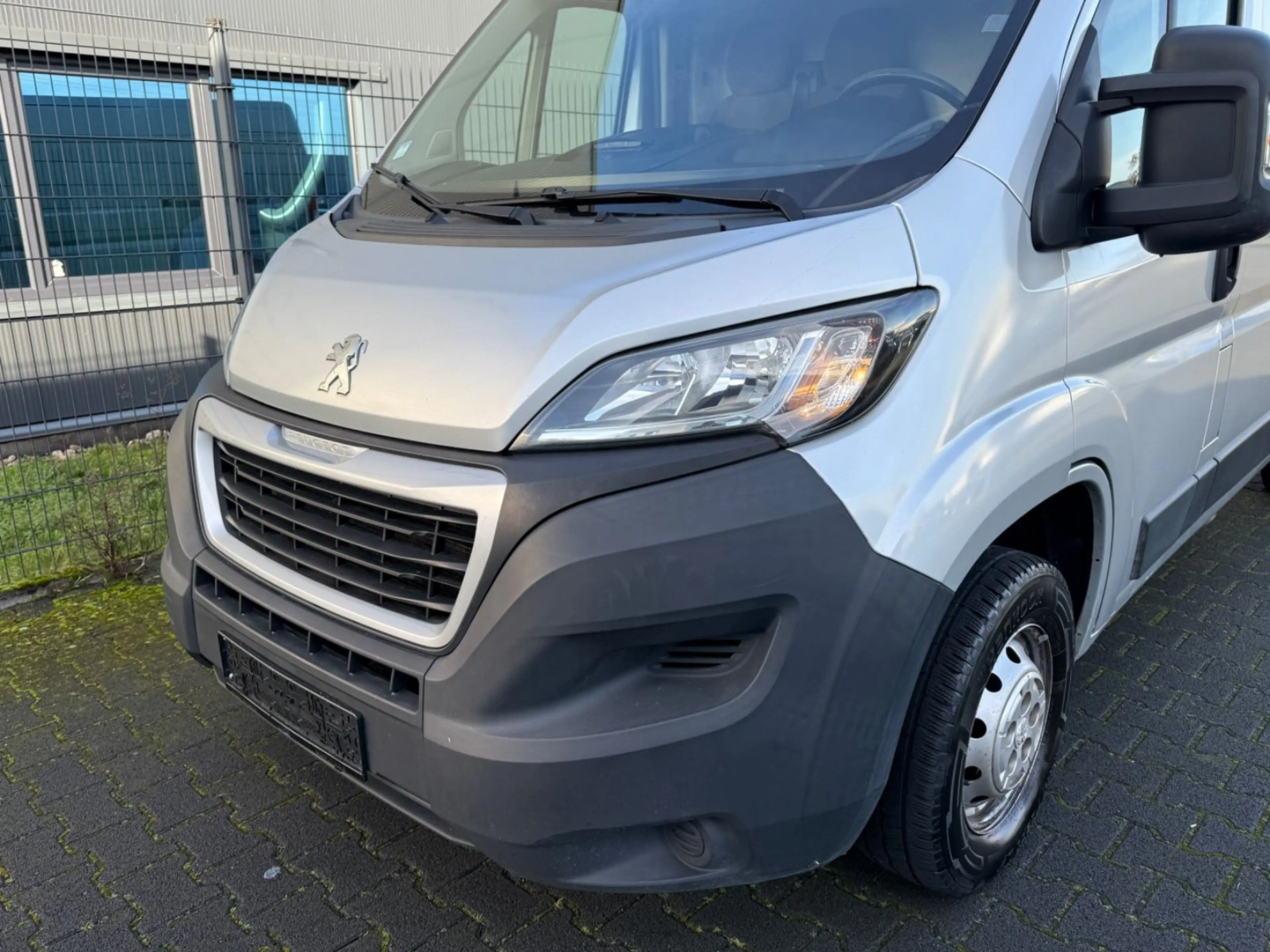 Peugeot Boxer 2.0 Blue-HDi 333 L2H2 *KLIMA*MWST AUSWEISB — photo 5