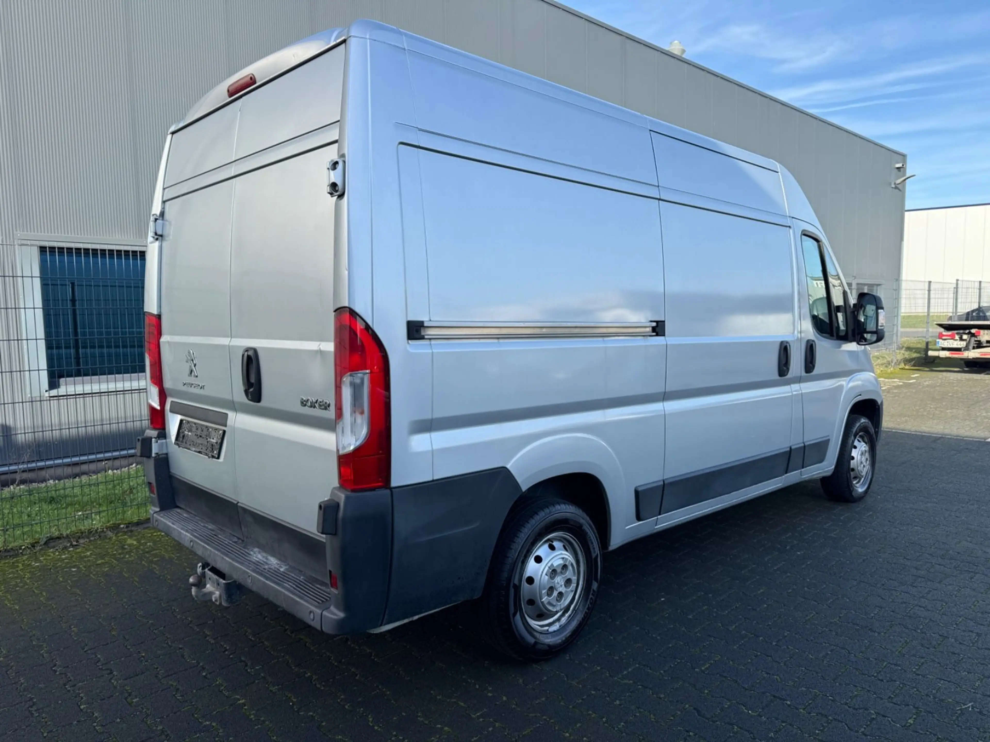 Peugeot Boxer 2.0 Blue-HDi 333 L2H2 *KLIMA*MWST AUSWEISB — photo 7
