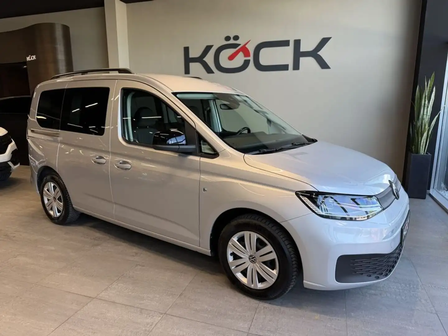 Volkswagen Caddy Basis 4Motion Silber - 2