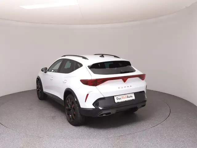 Cupra Formentor view 4