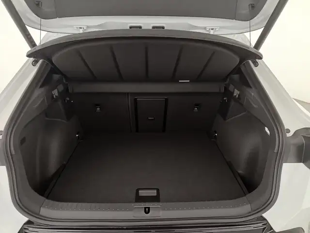 Cupra Formentor view 7