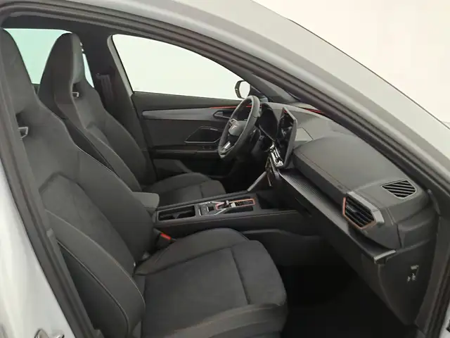 Cupra Formentor view 10