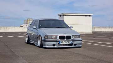 325i Sport