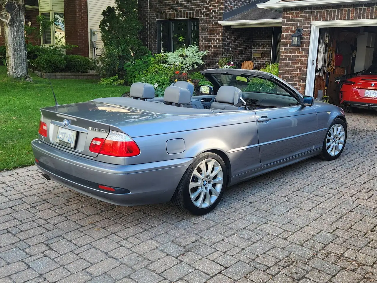 BMW 3 Series снимка BMW 3 Series