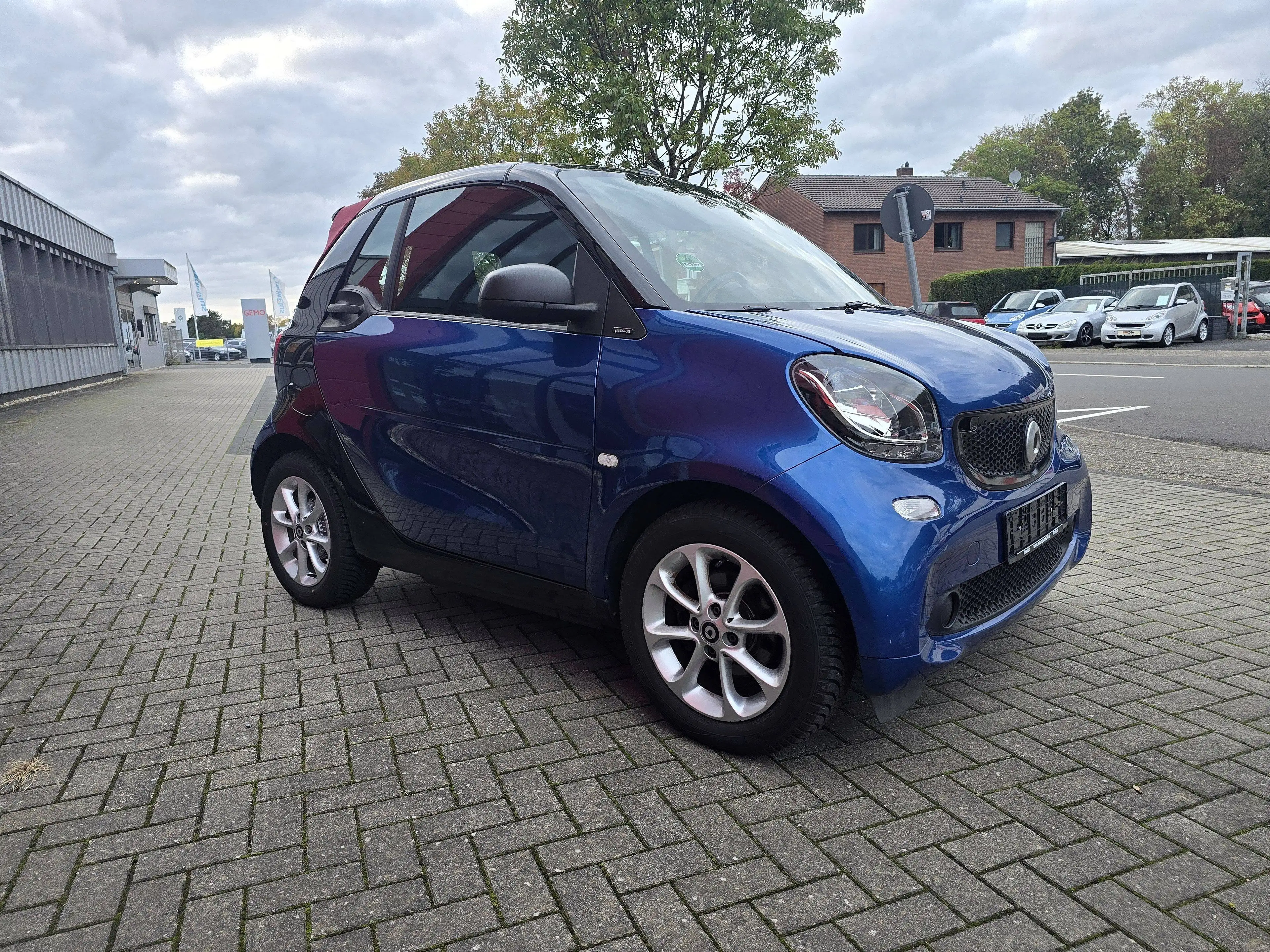 smart forTwo Cabrio*Automatik*Servo*Navi*Allwetter*SHZ* — photo 6