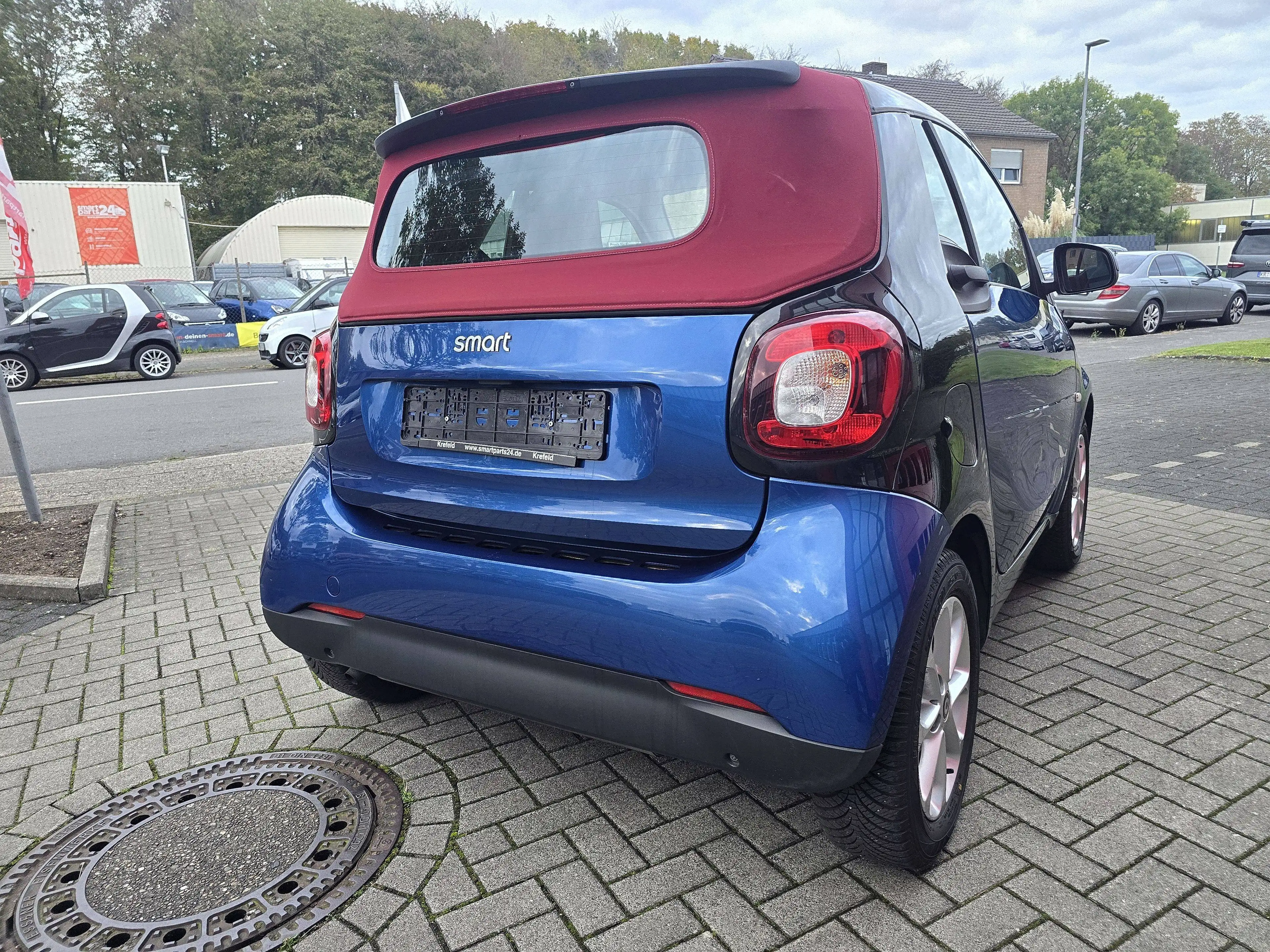smart forTwo Cabrio*Automatik*Servo*Navi*Allwetter*SHZ* — photo 8