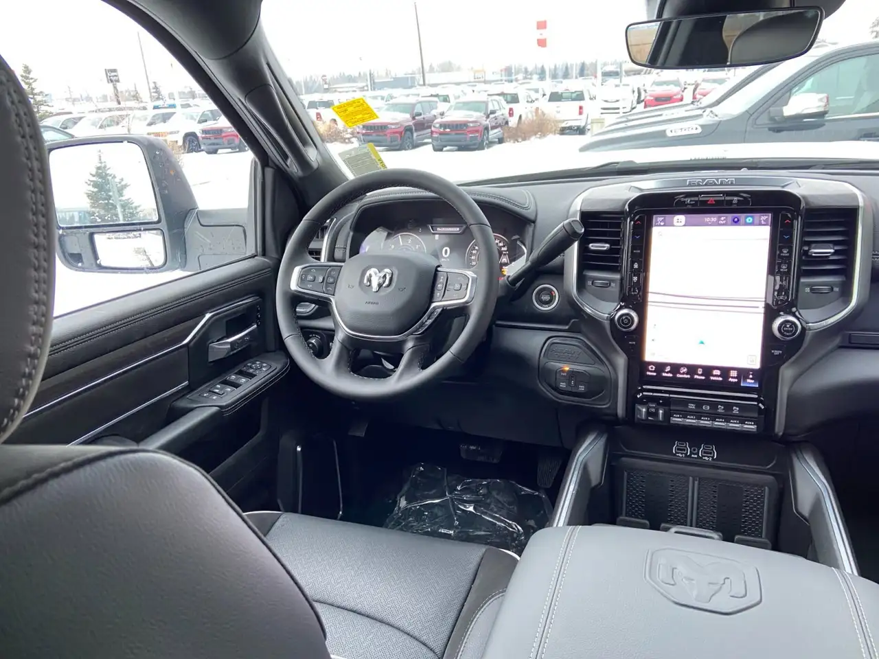 RAM 2500 снимка RAM 2500