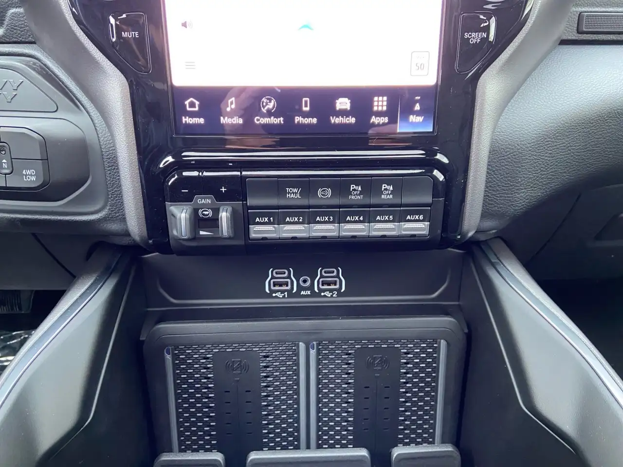 RAM 2500 снимка RAM 2500