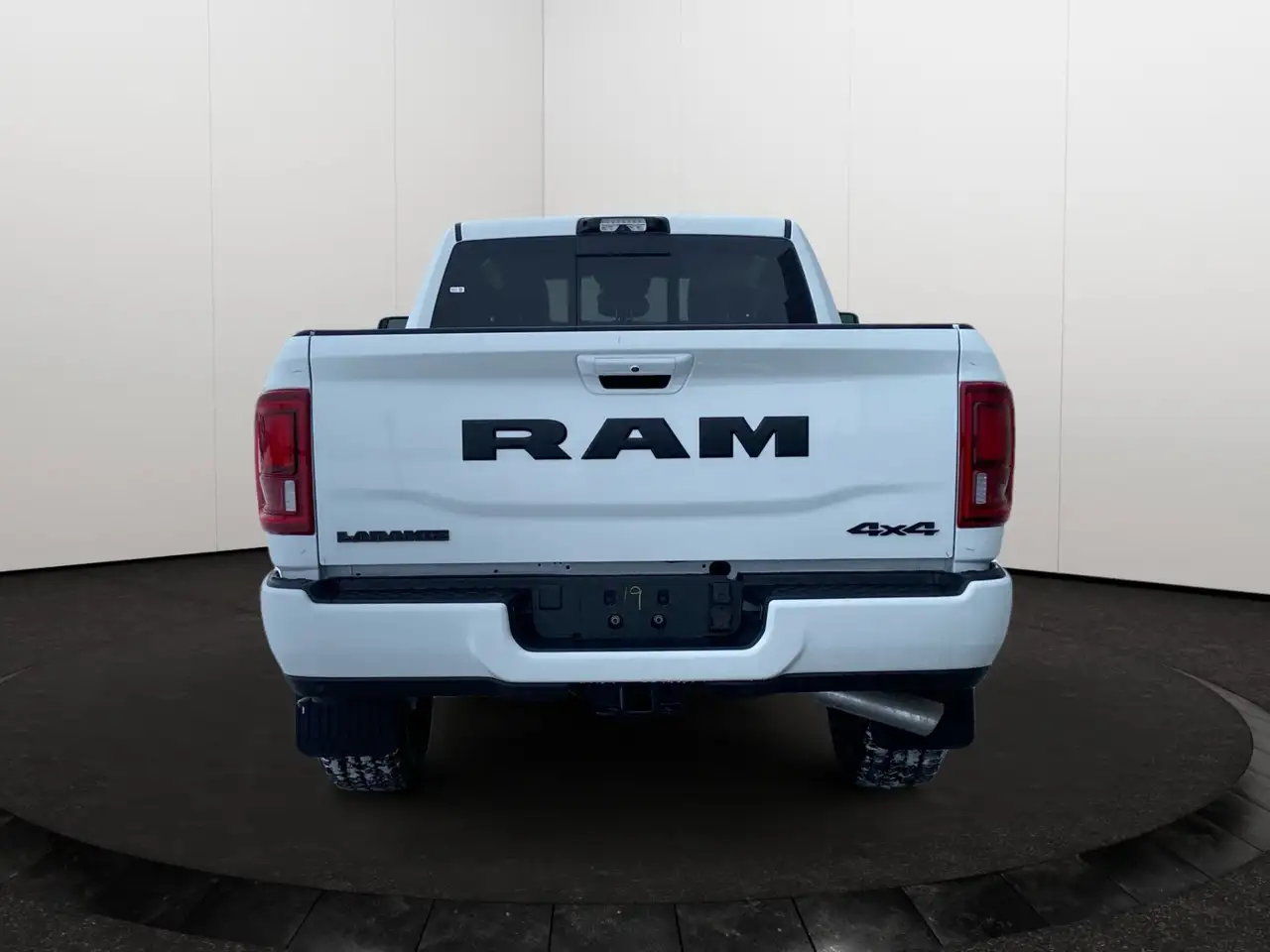 RAM 2500 снимка RAM 2500