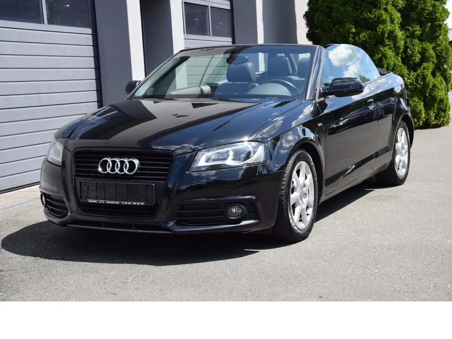Audi A3 Cabrio 2,0 TDI S-Line Bi-Xenon Navi Plus BOSE Noir - 1