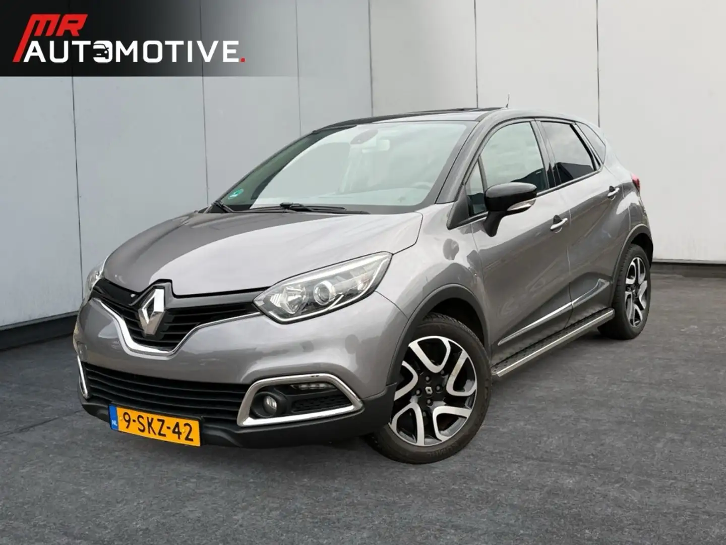 Renault Captur 0.9 TCE Dynamique - Schuifdak, Camera, Navi Gris - 1