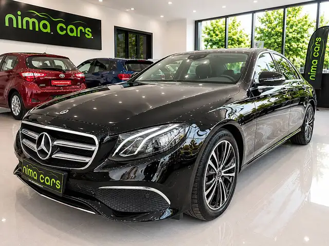 Mercedes-Benz E 200 Mercedes-Benz E 200 d Avantgarde |  Widescreen |
