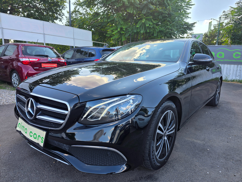 Mercedes-Benz E 200 Mercedes-Benz E 200 d Avantgarde |  Widescreen |