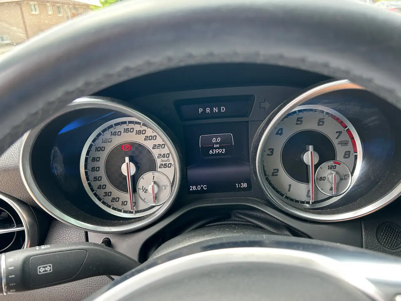 Mercedes-Benz SLK снимка Mercedes-Benz SLK